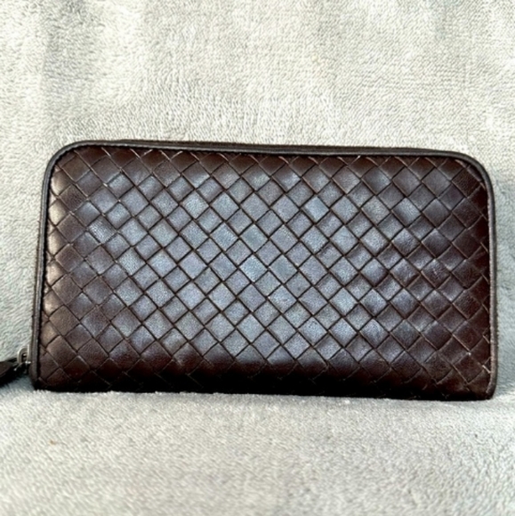 BOTTEGA VENETA BROWN ZIP LEATHER WALLET SILVER HARDWARE EUC - Picture 14 of 15